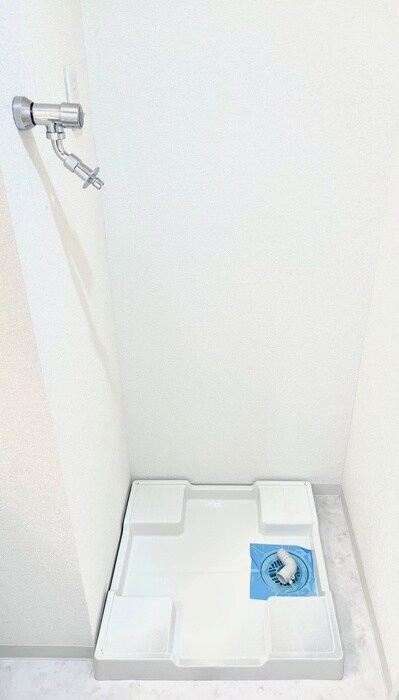 物件内観写真13　(洗濯機置場)