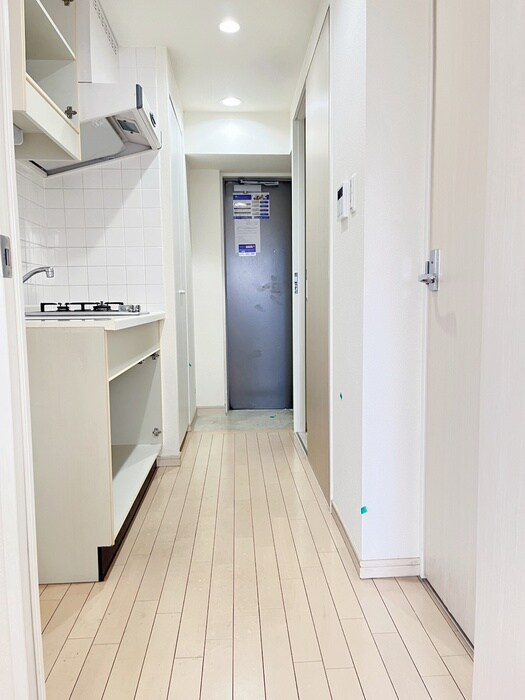 物件内観写真15　(廊下)