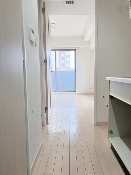 物件内観写真16　(廊下)