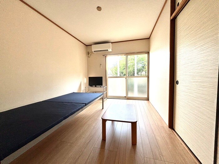 物件内観写真7　(居室)