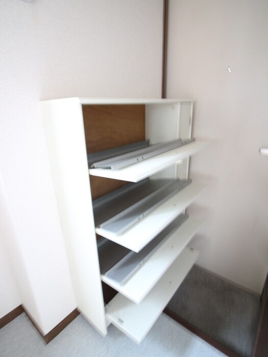 物件内観写真18　(靴箱)