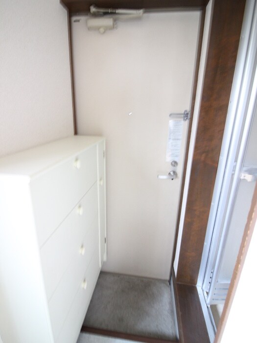 物件内観写真19　(玄関)