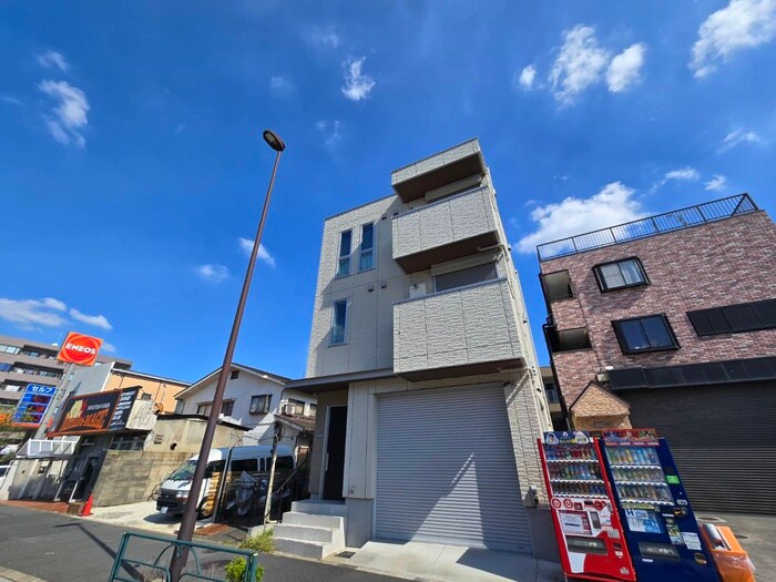 物件外観写真1　(周辺環境)