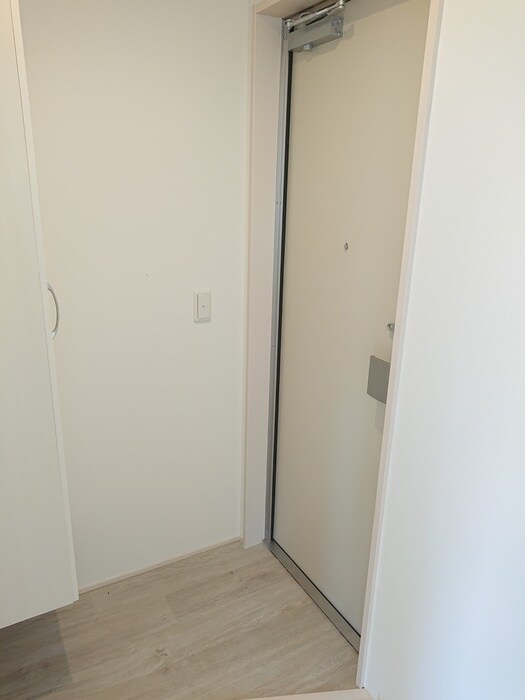 物件内観写真19　(玄関)