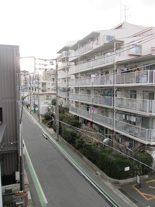 物件内観写真11　(室内からの展望)