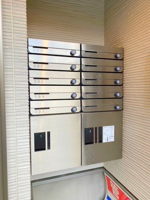 物件外観写真6　(建物設備)