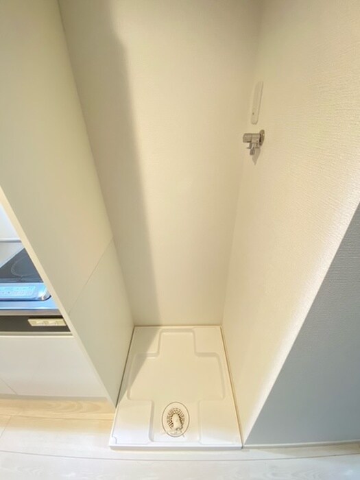 物件内観写真12　(洗濯機置場)