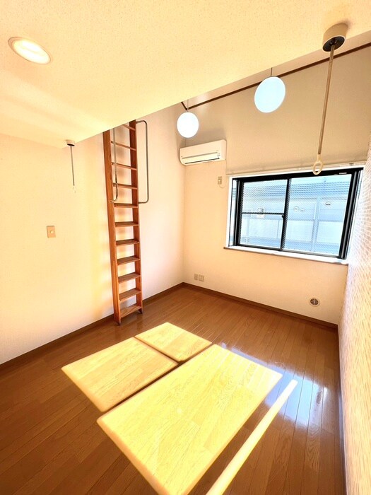 物件内観写真8　(居室)