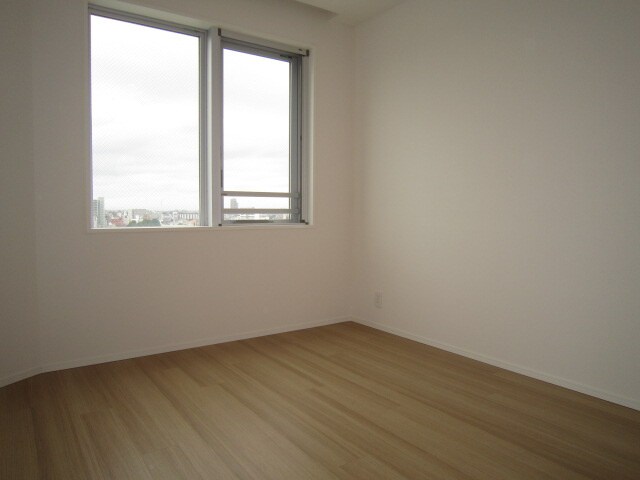 物件内観写真13　(居室)