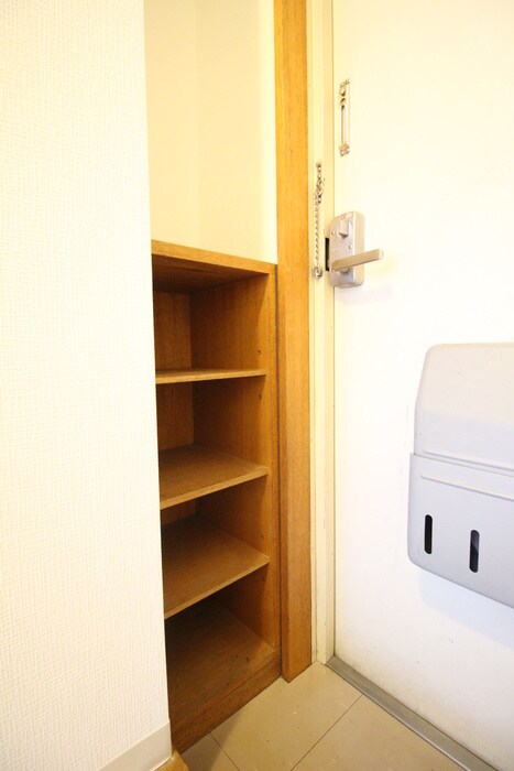 物件内観写真13　(靴箱)