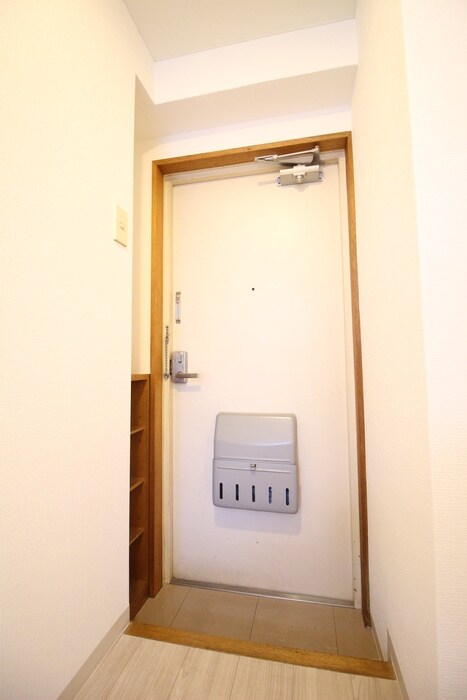 物件内観写真14　(玄関)