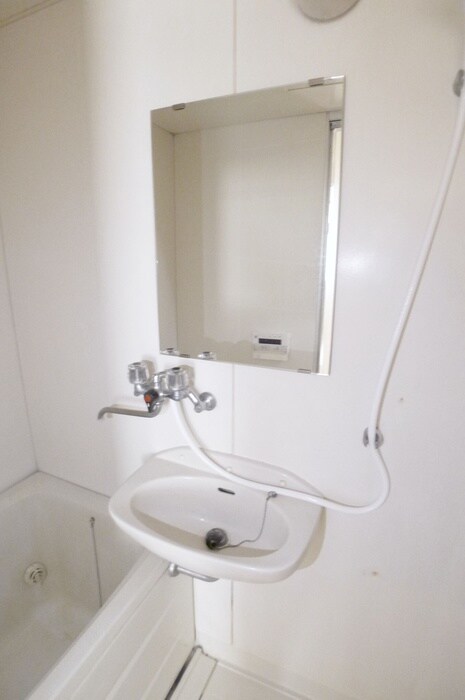 物件内観写真11　(洗面)