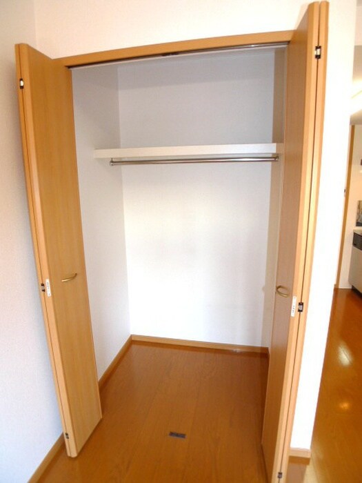物件内観写真10　(収納)