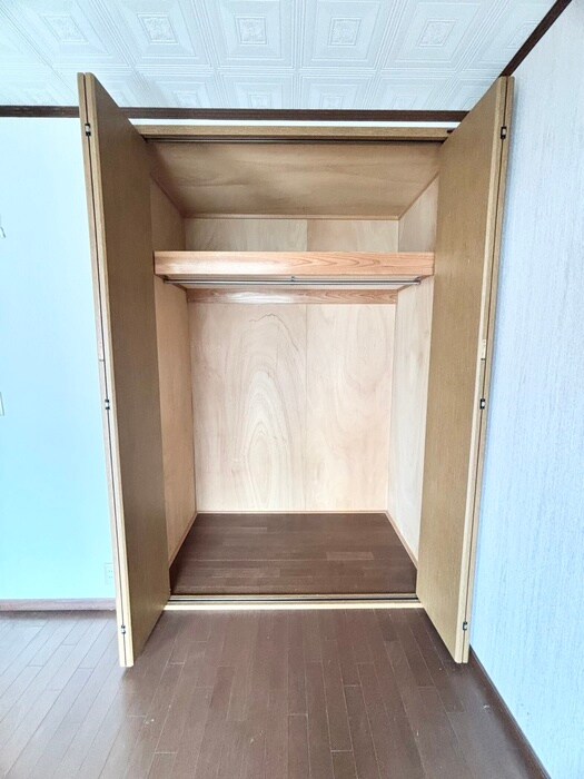 物件内観写真6　(収納)