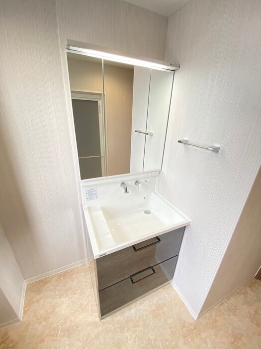 物件内観写真12　(洗面)