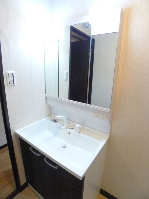 物件内観写真16　(洗面)