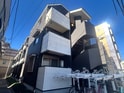 Ｅｄｇｅｗａｔｅｒ　Ｃｏｕｒｔ