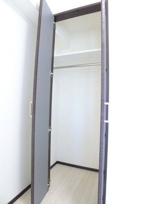 物件内観写真10　(収納)