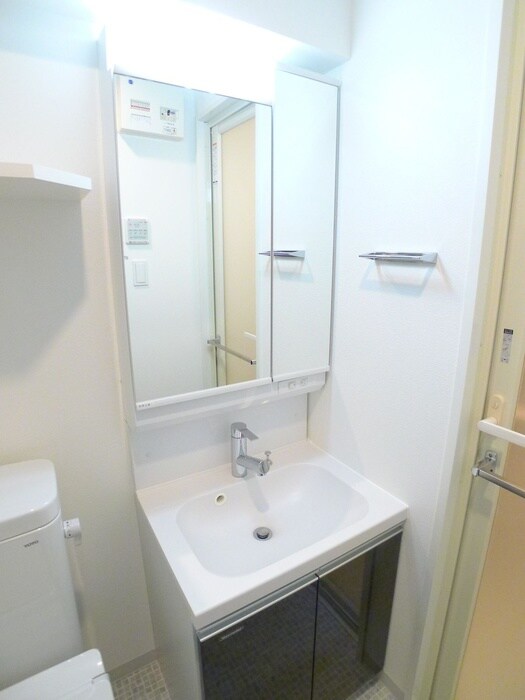 物件内観写真12　(洗面)