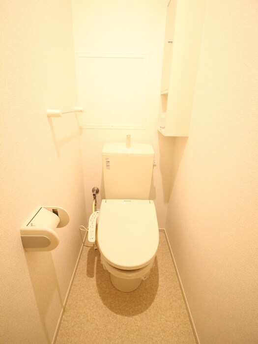 物件内観写真6　(トイレ)