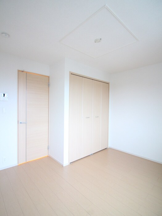 物件内観写真9　(居室)