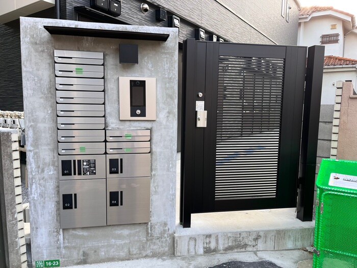 物件外観写真4　(建物設備)