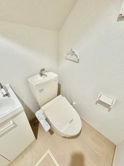 物件内観写真14　(トイレ)