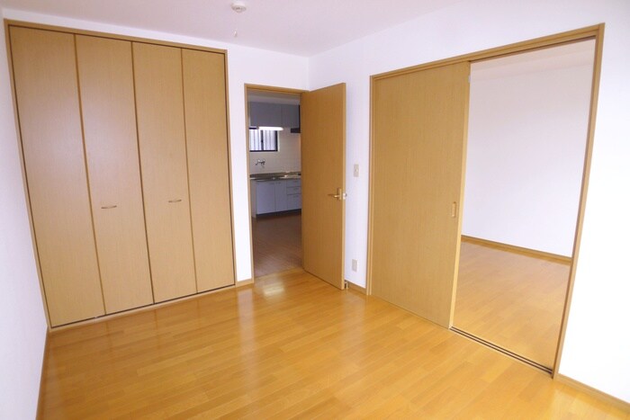 物件内観写真8　(居室)