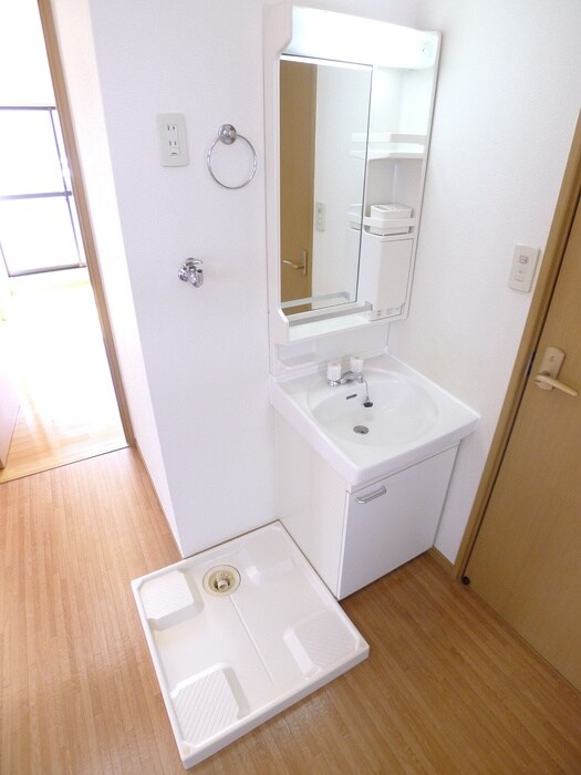 物件内観写真13　(洗面)