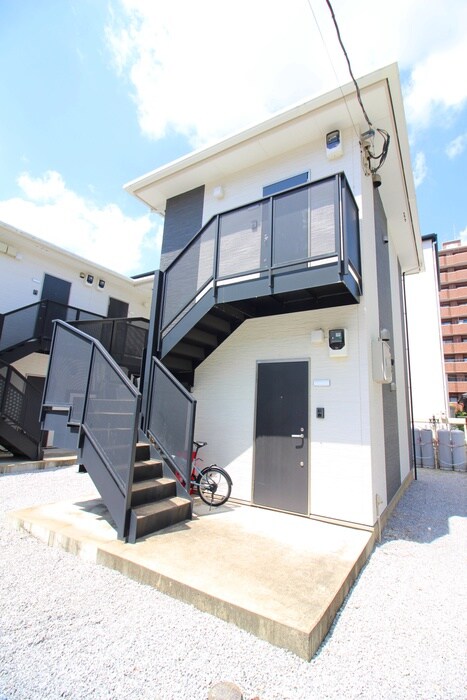 物件外観写真2　(外観写真)