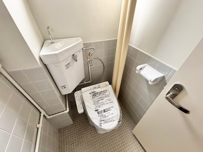 物件内観写真12　(トイレ)