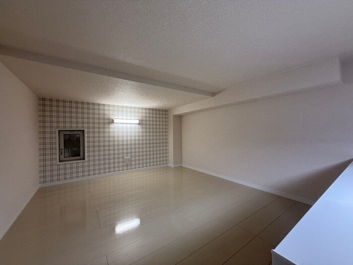 物件内観写真9　(ロフト)