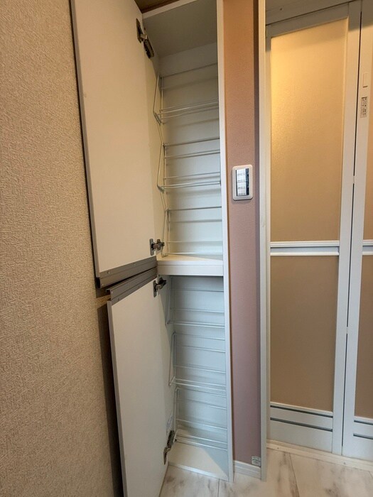 物件内観写真10　(靴箱)