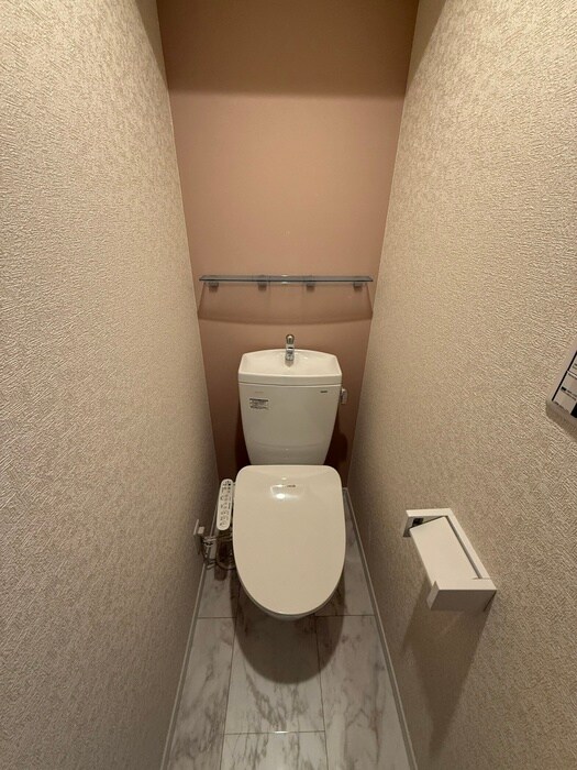 物件内観写真13　(トイレ)