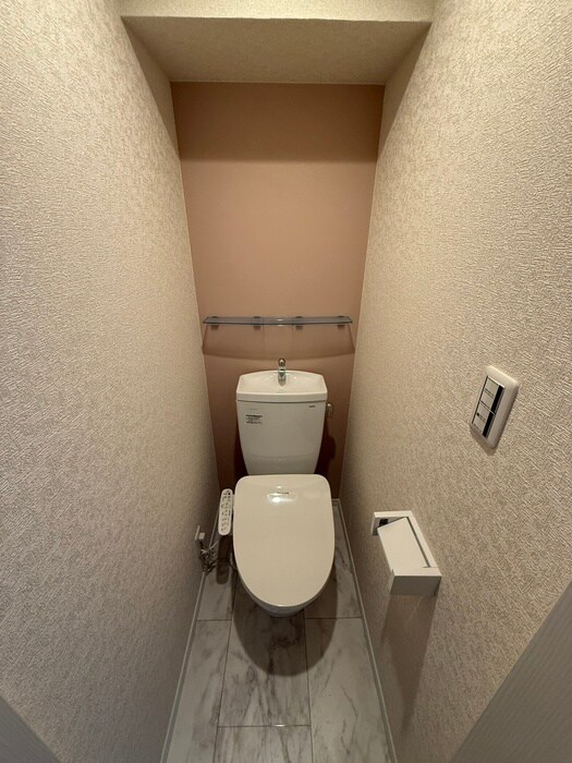 物件内観写真13　(トイレ)