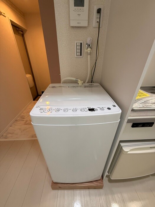 物件内観写真15　(洗濯機置場)