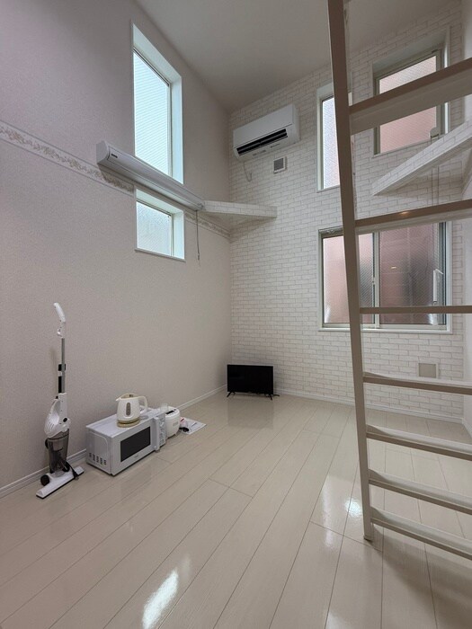 物件内観写真22　(居室)