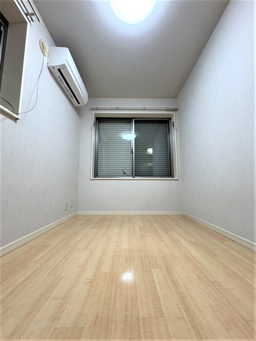 物件内観写真15　(居室)