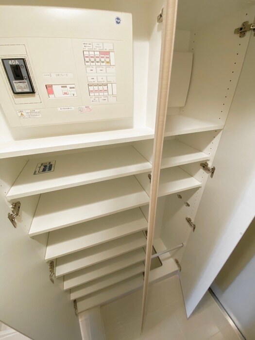 物件内観写真18　(靴箱)