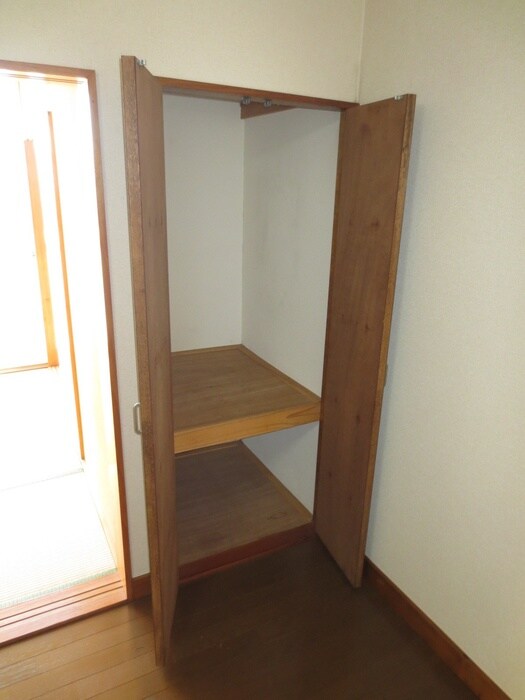 物件内観写真15　(収納)