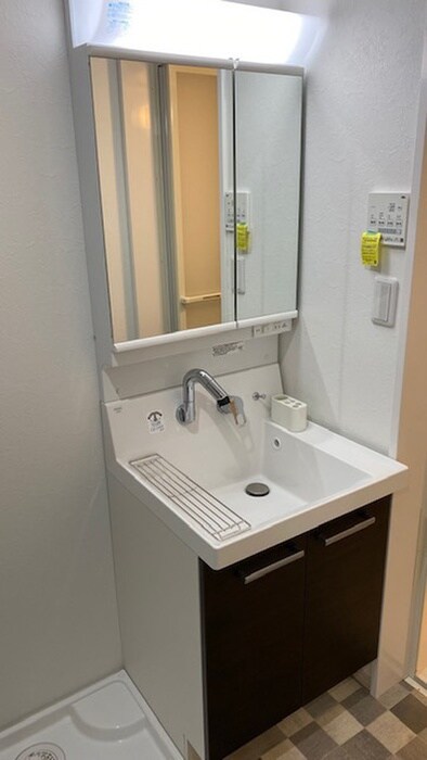 物件内観写真10　(洗面)