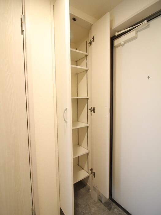 リーブルファイン八潮大曽根の靴箱