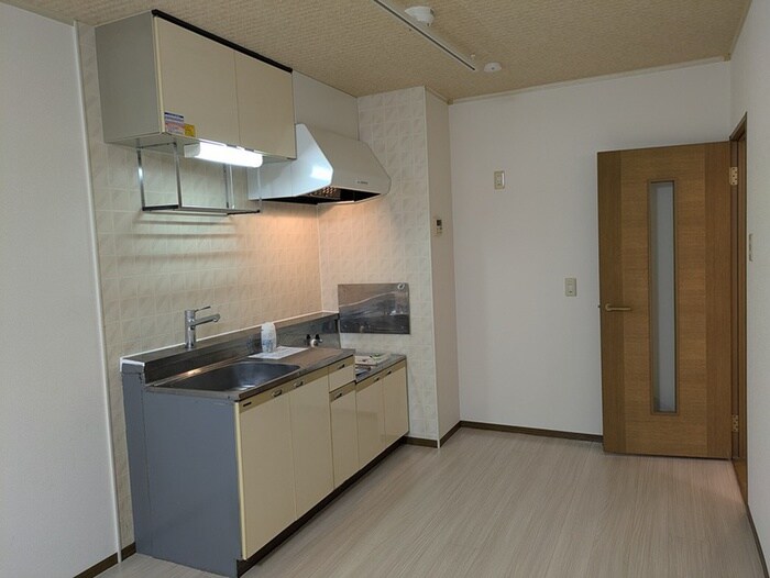 物件内観写真6　(キッチン)