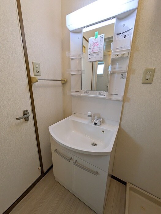 物件内観写真11　(洗面)