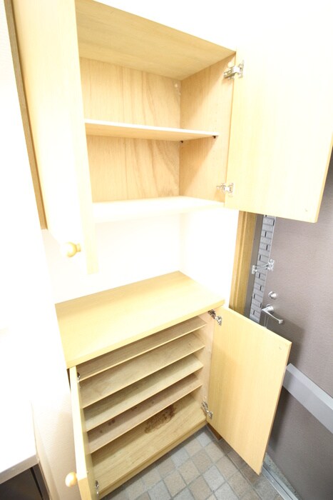 物件内観写真18　(靴箱)