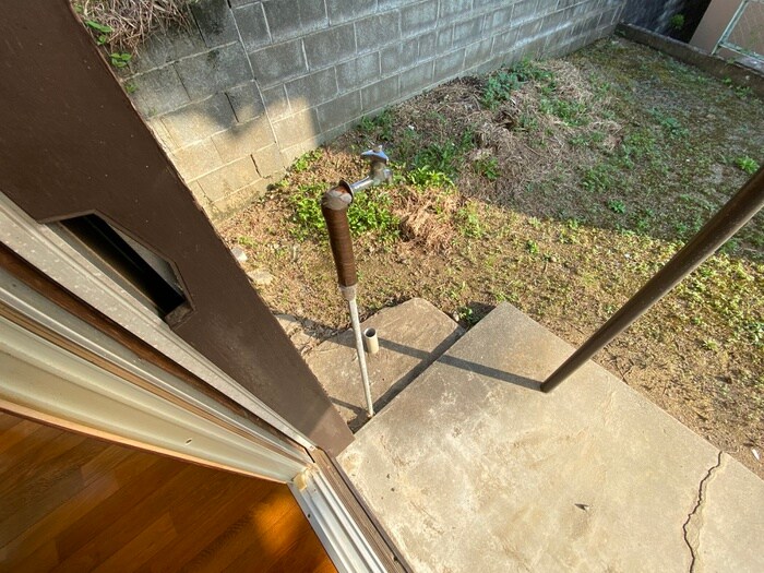 物件内観写真11　(洗濯機置場)