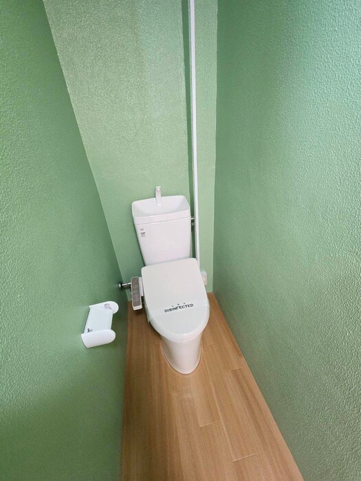 物件内観写真14　(トイレ)