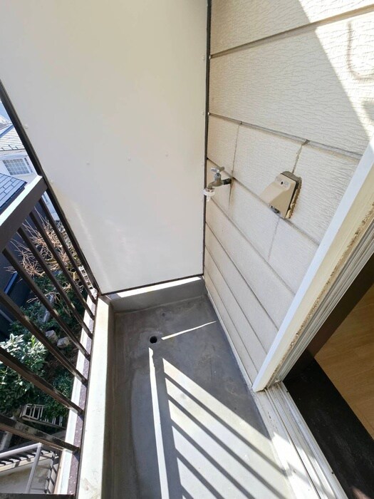 物件内観写真15　(洗濯機置場)