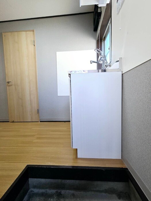 物件内観写真22　(玄関)