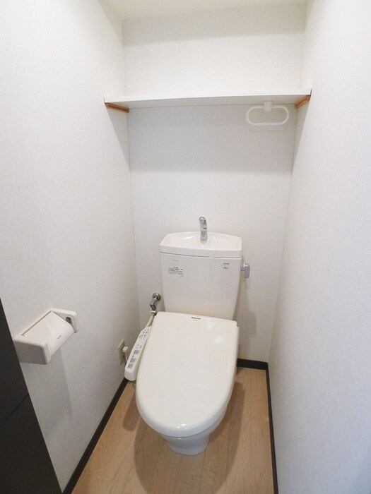 物件内観写真9　(トイレ)